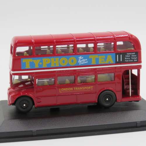Oxford London Bus `Typhoo tea` die-cast model in case
