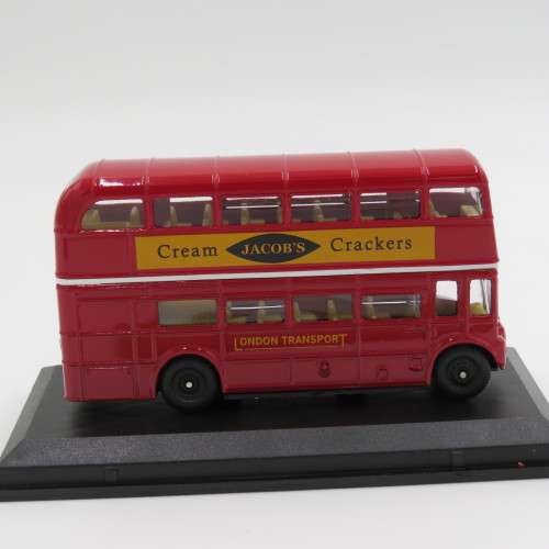 Oxford London Bus `Typhoo tea` die-cast model in case