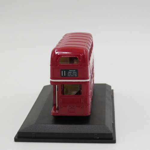 Oxford London Bus `Typhoo tea` die-cast model in case