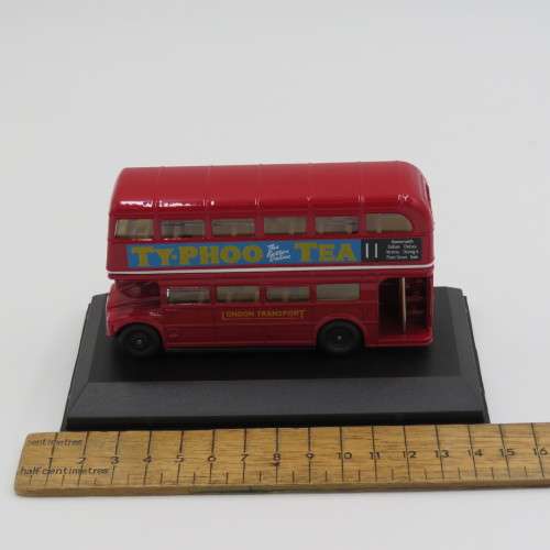 Oxford London Bus `Typhoo tea` die-cast model in case