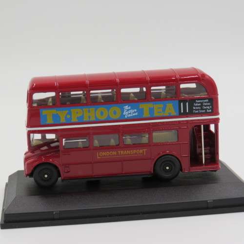 Oxford London Bus `Typhoo tea` die-cast model in case