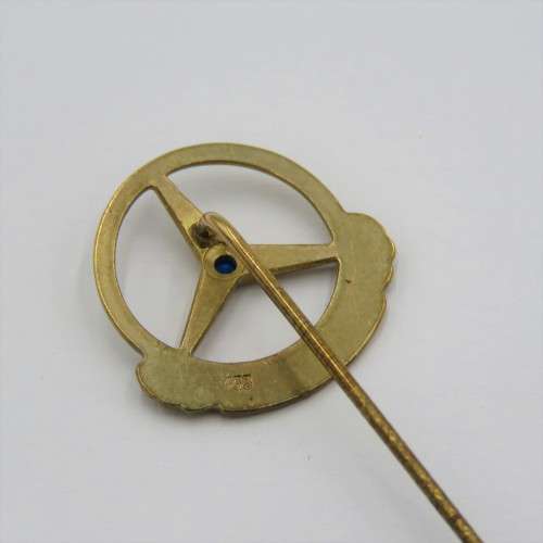 8kt Gold Mercedes-Benz 1000000 Km stick pin - Weighs 1,8 grams