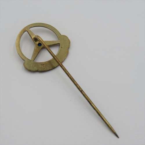 8kt Gold Mercedes-Benz 1000000 Km stick pin - Weighs 1,8 grams