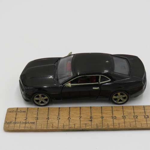 RMZ City 2010 Chevrolet Camaro RS toy car - Repainted
