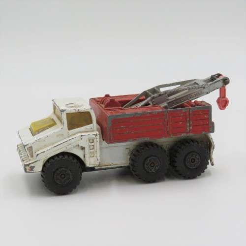 Matchbox Battle Kings K-110 Recovery vehicle - Tow hook broken