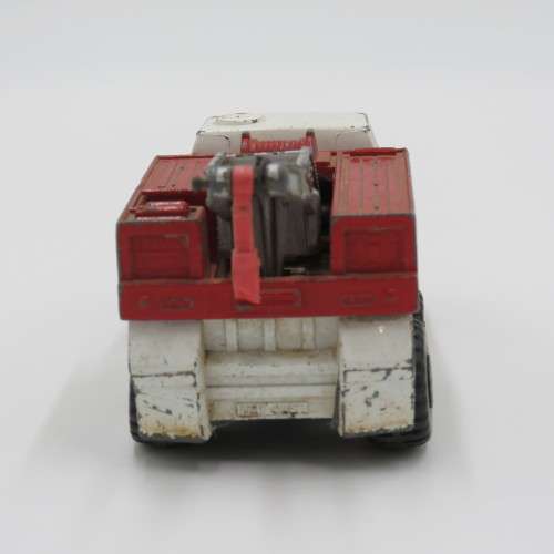 Matchbox Battle Kings K-110 Recovery vehicle - Tow hook broken
