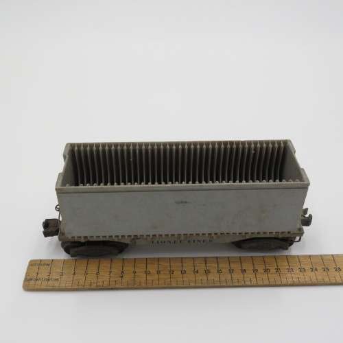 Vintage Lionel #2411 flat car with custom made container - O-Gauge