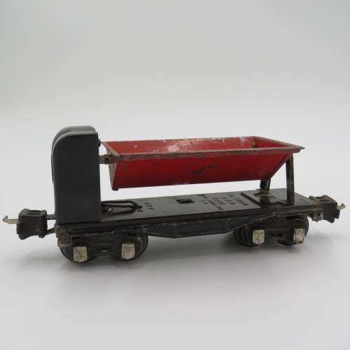 Vintage Lionel #3659 Operating Coal dump car - O-gauge