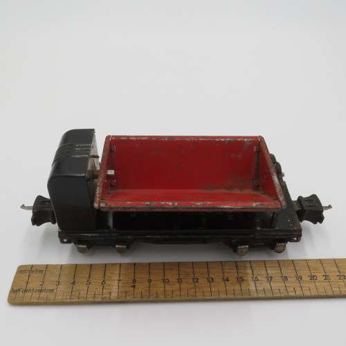 Vintage Lionel #3659 Operating Coal dump car - O-gauge