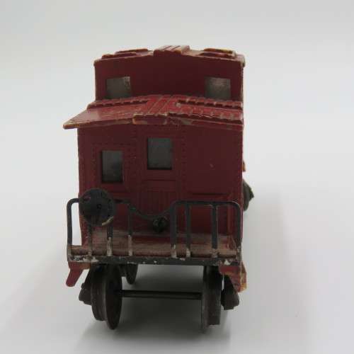 Vintage Lionel #6357 SP type 2357 Caboose - O-gauge - Some pieces missing