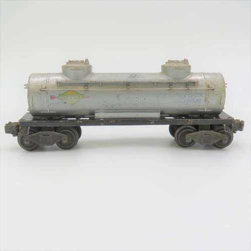 Vintage Lionel #6465 Sunoco tanker 2 dome car - O-Gauge