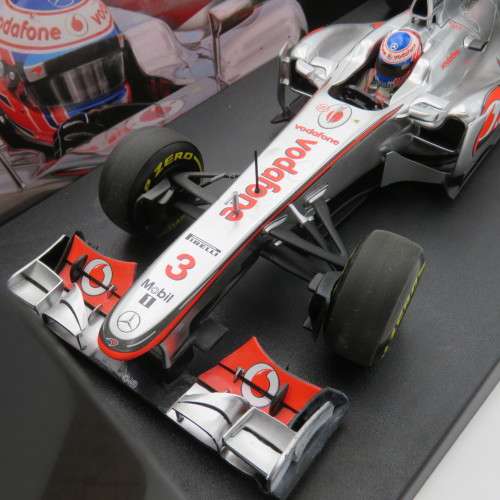 Minichamps Vodafone McLaren Mercedes Showcar 2012 British Grand Prix formula 1 model car