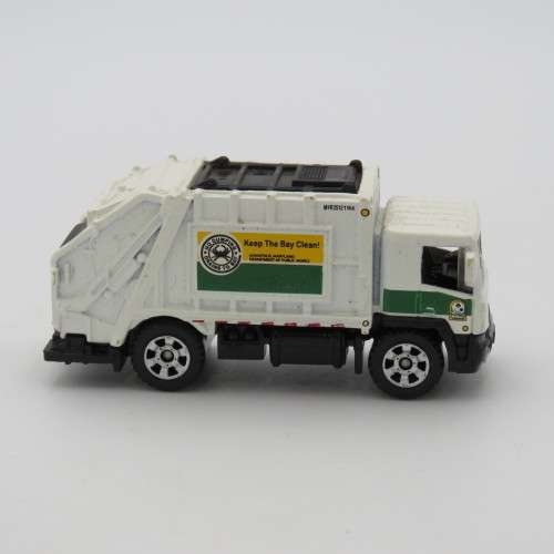 Matchbox 2008 Garbage truck toy car