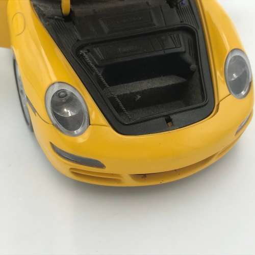 AutoArt Porsche 911 Carrera S model car - SCALE 1/18