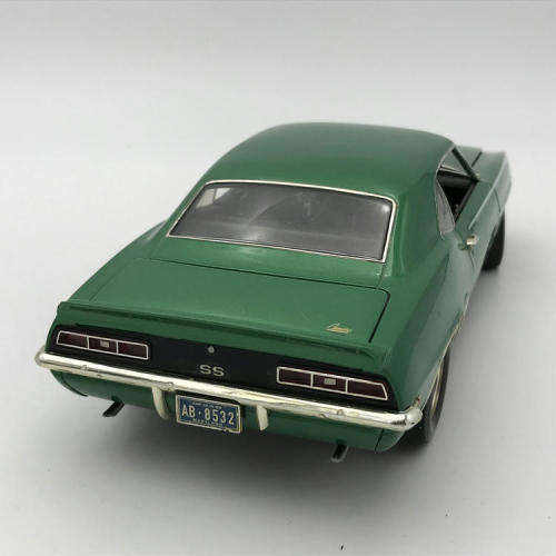 Highway 61 - 1969 Chevrolet Camaro SS model car - some paint flaws - scale 1/18