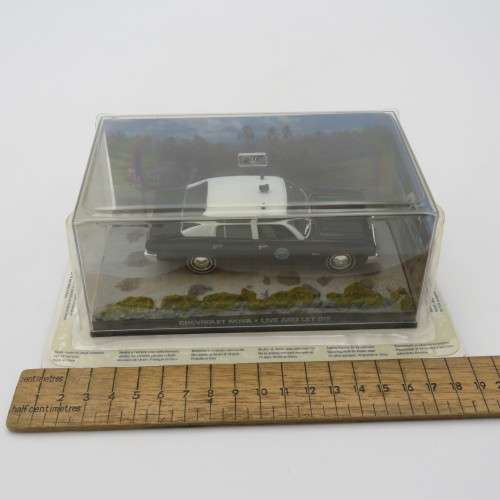 James Bond 007 Chevrolet Nova police car model - Live and Let die