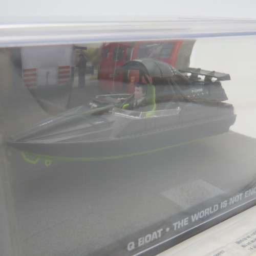 James Bond 007 Q Boat model - The World is not enough
