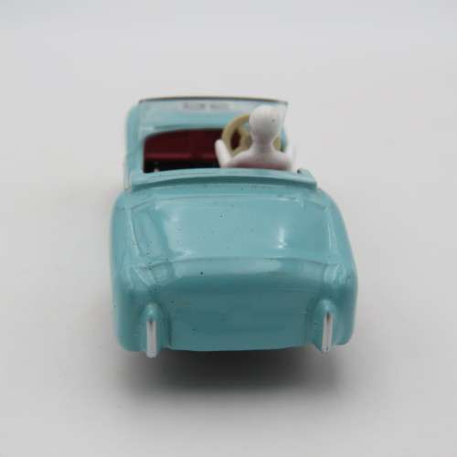 Dinky Toys #111 Triumph TR2 Sports model car - Mint boxed - DeAgostini Ltd