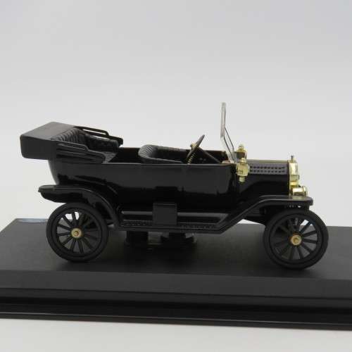 DelPrado 1912 Ford Model T die-cast model car - Scale 1/43 - Windscreen broken