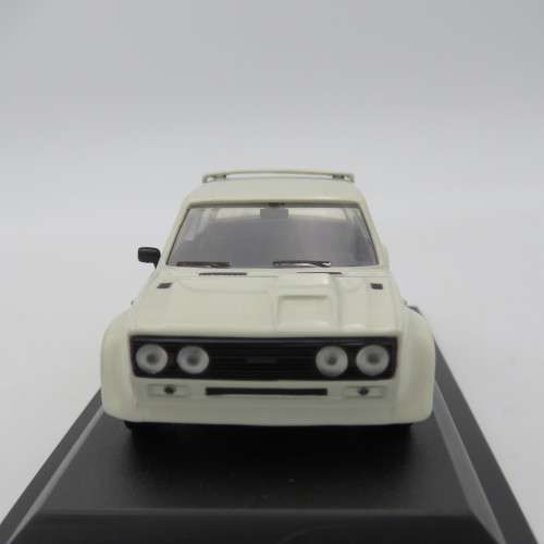 DelPrado 1976 Fiat 131 die-cast model car - Mirror missing - Scale 1/43