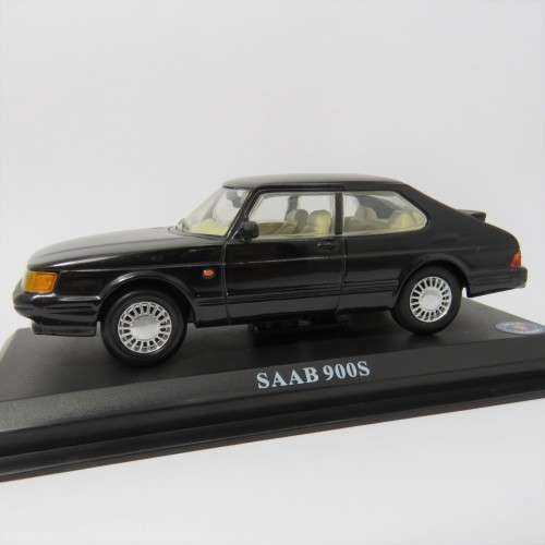 DelPrado 1989 SAAB 900 S die-cast model car - Scale 1/43