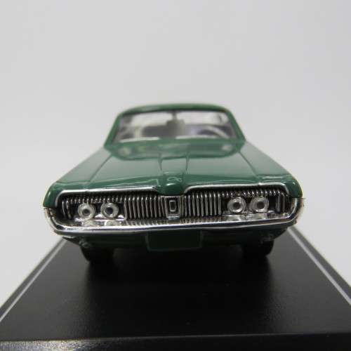 DelPrado 1968 Mercury Cougar die-cast model car - Scale 1/43 - No mirrors