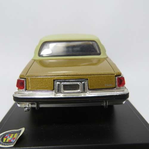 DelPrado 1978 Cadillac Seville die-cast model car - Scale 1/43 - No mirrors