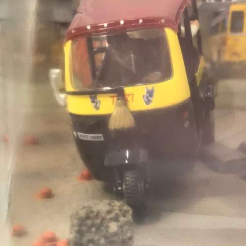 James Bond 007 Tuk Tuk model car - Octopussy
