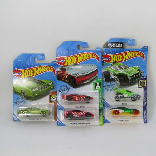 Lot of 5 Hot Wheels toy cars in packs