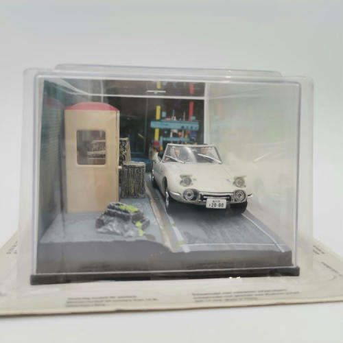 James Bond 007 Toyota 2000 GT model car - You only live twice
