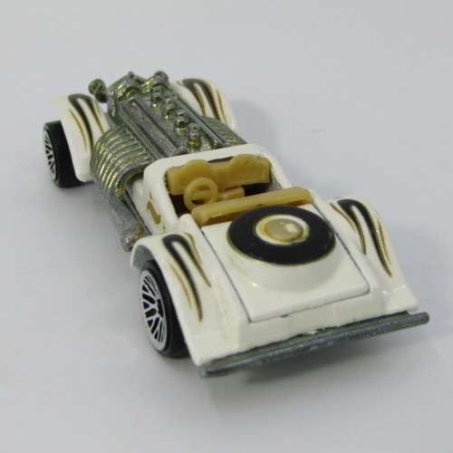 Hot Wheels 2002 Mainline Sweet 16 toy car