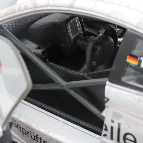 Maisto 2000 Mercedes-Benz CLK-DTM racing model car - #18 Tieman - Scale 1#18