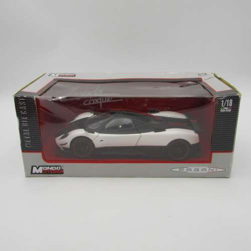 Mondo Motors Pagani Zonda Cinque roadster model car - scale 1/18 in box