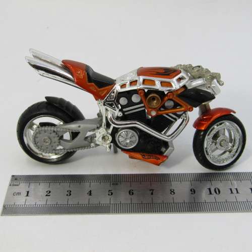 Hot Wheels X-Blade model motorcycle - scale 1/18