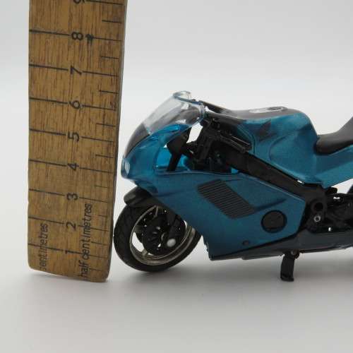 MotorMax Honda NR750 model motorcycle - Scale 1/18