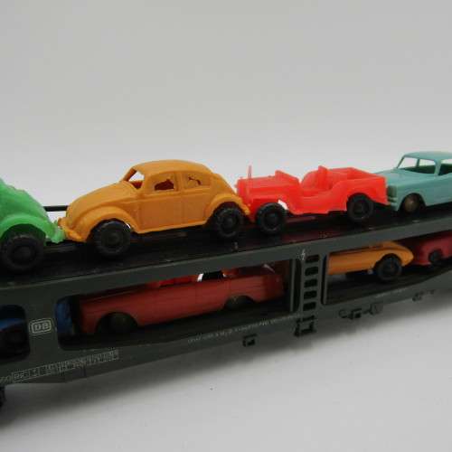 Vintage Lima 1977-78 train set with SAR passenger coach in originial box