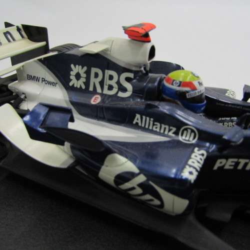 Hot Wheels Formula 1 Williams BMW FW27 racing model car - # Mark Weber - scale 1/18 in box