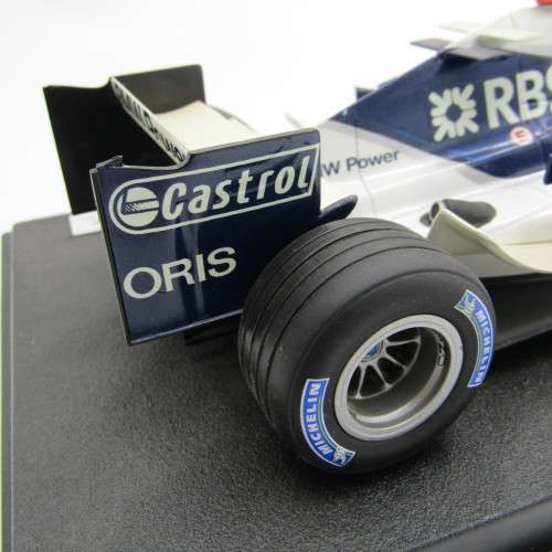Hot Wheels Formula 1 Williams BMW FW27 racing model car - # Mark Weber - scale 1/18 in box