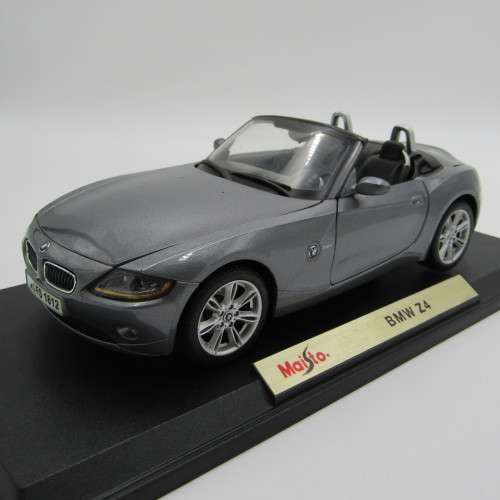 Maisto Special Edition BMW Z4 model car - scale 1/18 in box