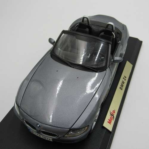 Maisto Special Edition BMW Z4 model car - scale 1/18 in box