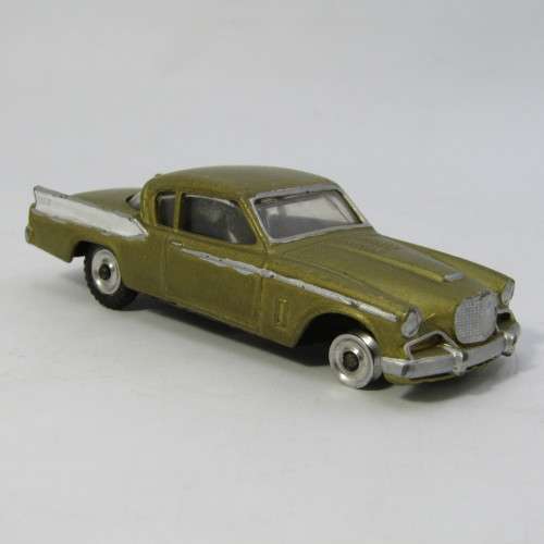 Vintage Meccano Ltd. Dinky Toys Studebaker Golden Hawk toy car - repainted, tyres missing