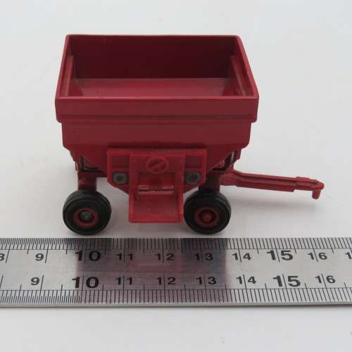 ERTL Gravity feed wagon