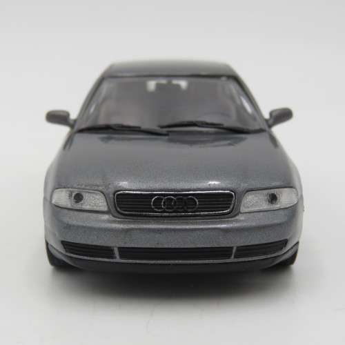 Minichamps Audi A4 Avant model car - Scale 1/43