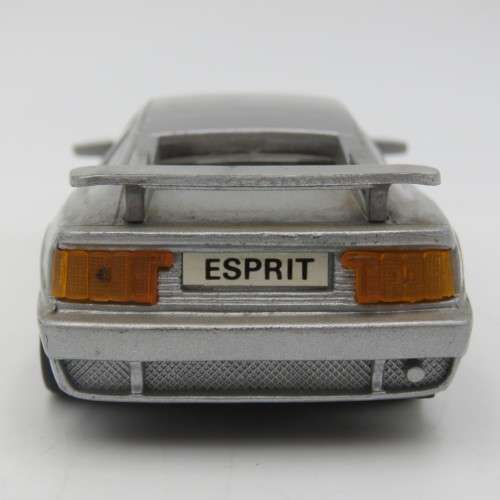 MC Toy Lotus Esprit model car - Scale 1/38