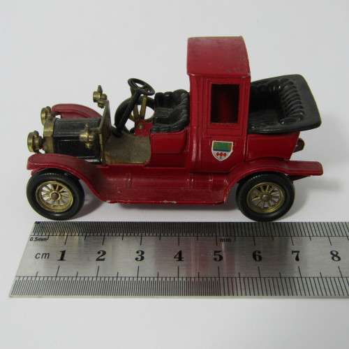 Models of Yesteryear #11 Packard 1912 Landaulet model car