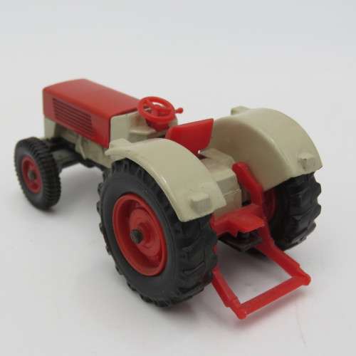 Siku V287  Hanomay die-cast tractor