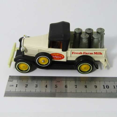 Matchbox Models of Yesteryear Ford Model A milk truck model car