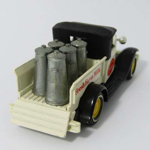 Matchbox Models of Yesteryear Ford Model A milk truck model car