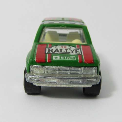 Novacar #107 Nissan Pathfinder 4x4 Rallye toy car