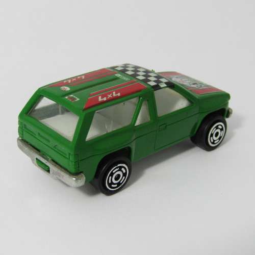 Novacar #107 Nissan Pathfinder 4x4 Rallye toy car